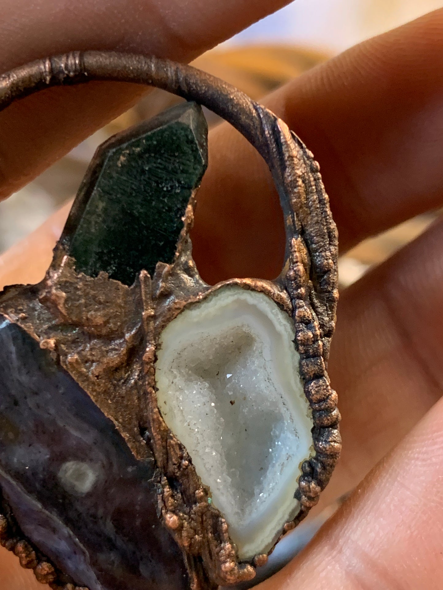 Chaorite, chlorite included quartz and geode