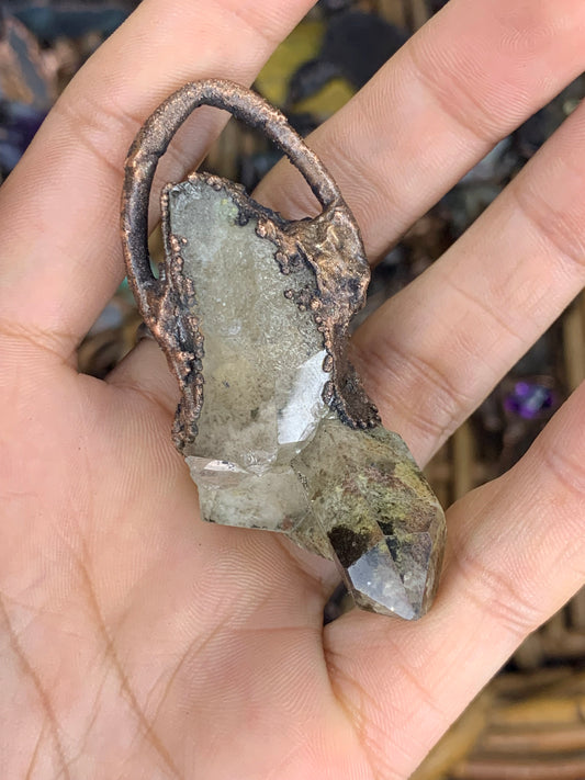 Lodolite included quartz